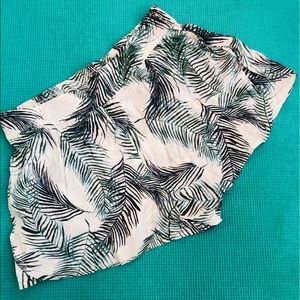 Palm leaf loose shorts Nordstrom XS